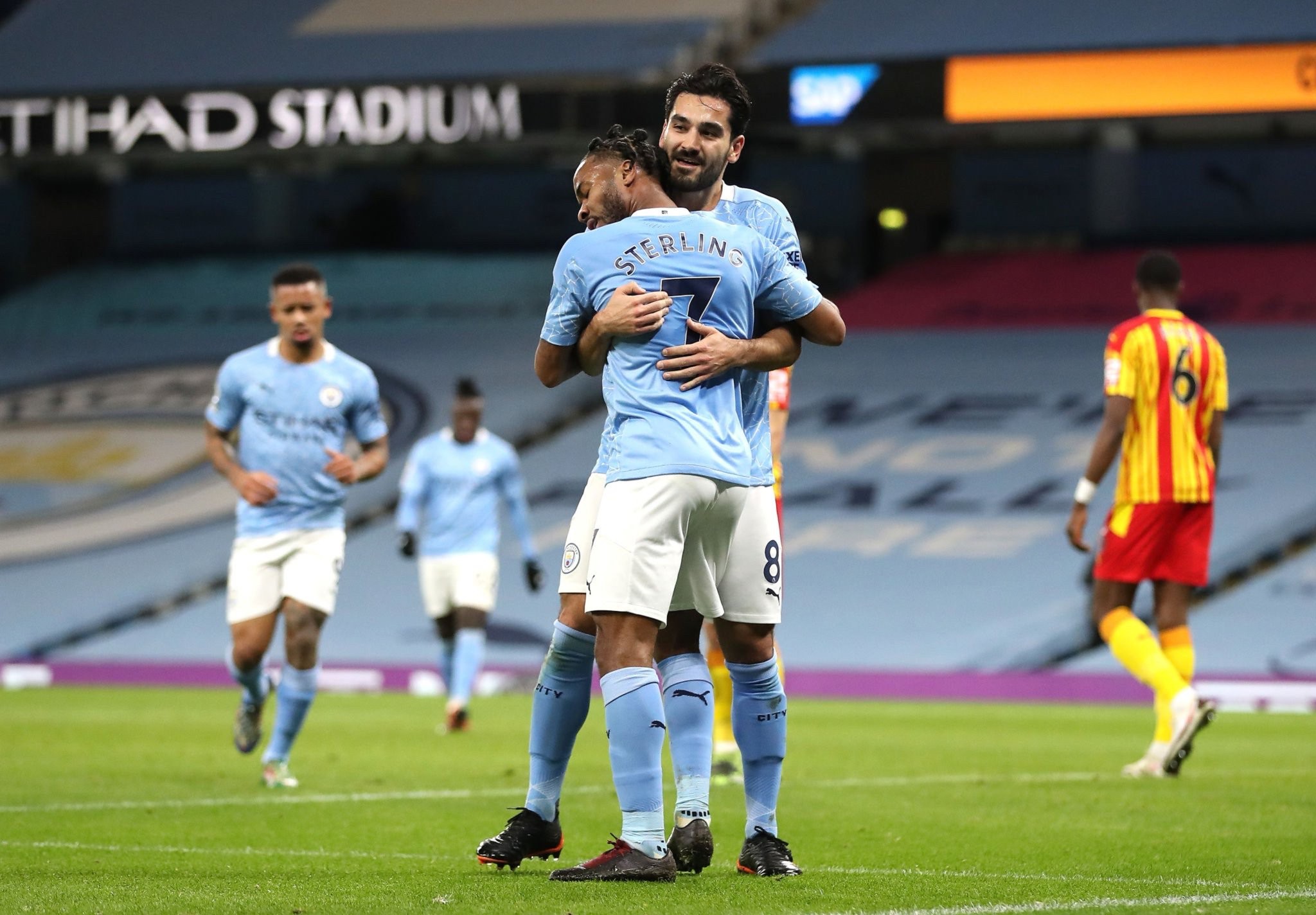 队的关系 队的关系